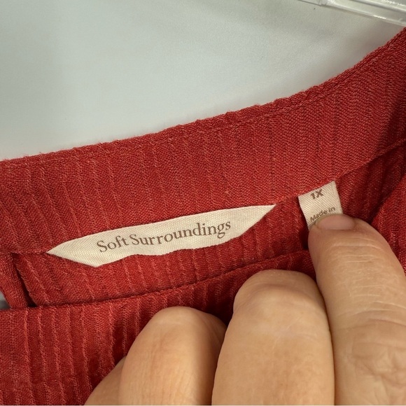 SOFT SURROUNDINGS Tunic Top Size 1X Gauze Textured Buttons Rust Red 3/4 Sleeve - Picture 5 of 9